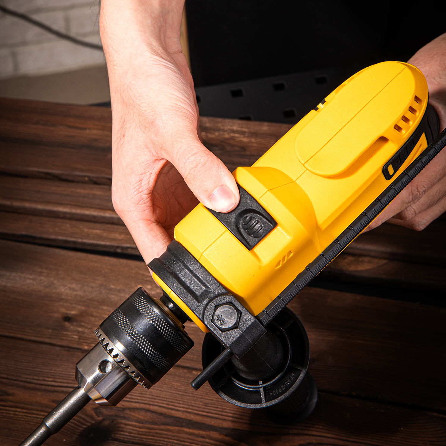 Portable Corded electric drill for tires